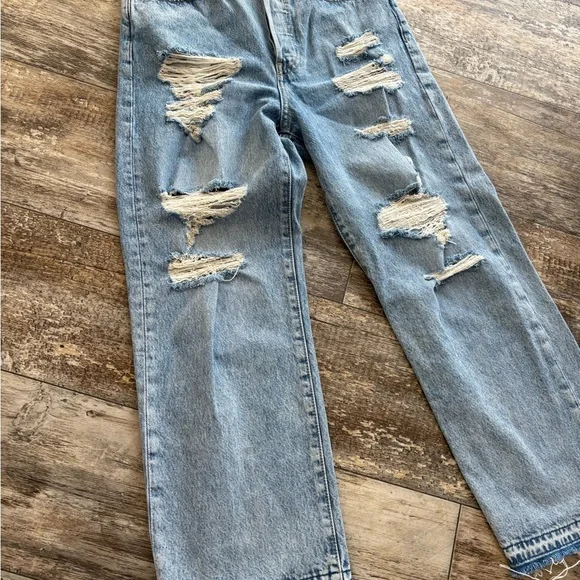 Levi’s Ribcage Straight Ankle Jeans Size 29 High Rise Distressed Raw Hem - Picture 2 of 12